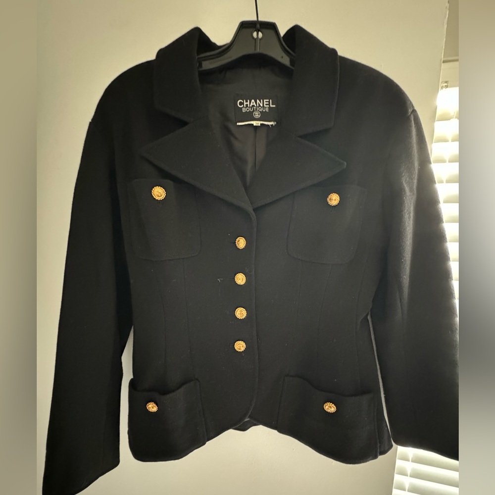 CHANEL BLAZER